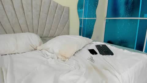 marsmith_1 online show from March 2, 7:15 am