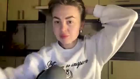 Marta online show from April 10, 9:08 pm