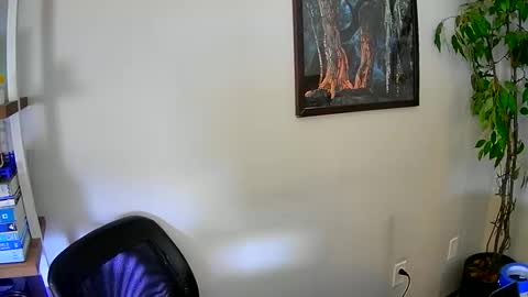 Snapshot of martcb1313 chatting on March 19, 2:43 pm martcb1313 online show from March 19, 2:43 pm