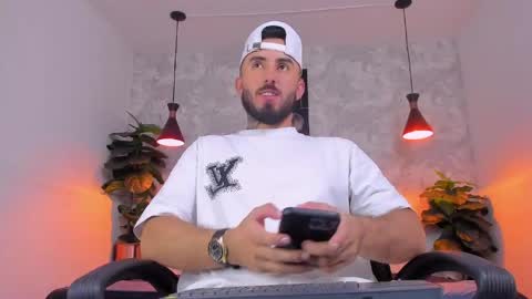 Martin Foster online show from April 18, 3:54 am