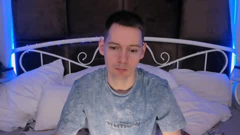Snapshot of martin_perry chatting on June 2, 11:56 am Martin online show from June 2, 11:56 am