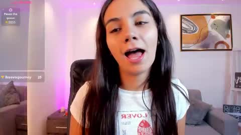 Snapshot of martina_mancinii chatting on June 22, 1:08 pm Martina online show from June 22, 1:08 pm