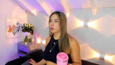 martina mIIler online show from April 2, 12:58 pm