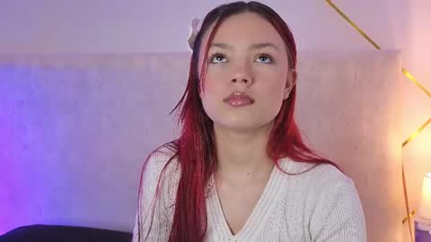 Snapshot of martinaa_garcia chatting on June 9, 7:58 pm Martina online show from June 9, 7:58 pm
