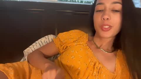 Snapshot of martinabebe chatting on June 3, 3:39 pm martinabebe online show from June 3, 3:39 pm