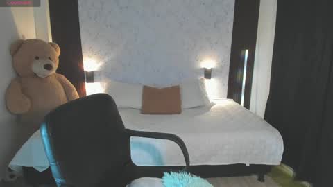 Snapshot of martinabianchi chatting on May 27, 1:57 am martina Bianchi online show from May 27, 1:57 am