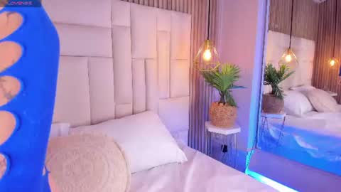 Snapshot of martinagracex chatting on June 24, 5:34 pm Martina Gracex online show from June 24, 5:34 pm