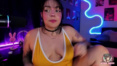 Snapshot of martinarouseee chatting on December 13, 12:31 am Val online show from December 13, 12:31 am