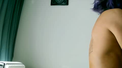 Play with me I obey I promise  online show from February 22, 1:09 pm