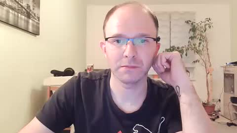 Snapshot of martingersdorf85 chatting on November 12, 3:34 pm Martin online show from November 12, 3:34 pm