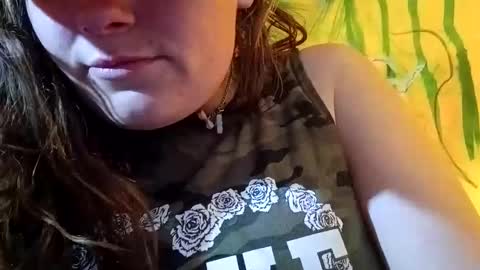 Snapshot of martinhopetaylor chatting on May 21, 11:23 pm martinhopetaylor online show from May 21, 11:23 pm