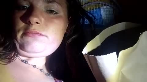 Snapshot of martinhopetaylor chatting on June 7, 8:40 am martinhopetaylor online show from June 7, 8:40 am
