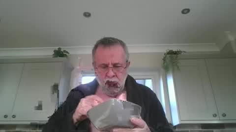 martinrgbxxxx online show from February 16, 9:27 am