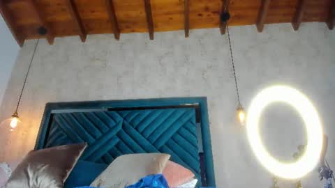 Snapshot of marttina_ruiz chatting on June 25, 7:40 pm Martina online show from June 25, 7:40 pm