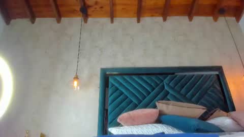 Snapshot of marttina_ruiz chatting on July 15, 7:41 pm Martina online show from July 15, 7:41 pm