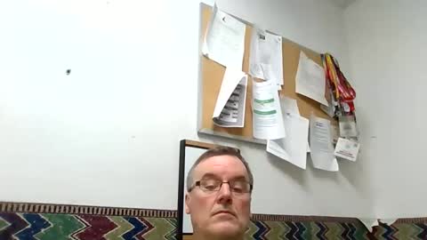 Snapshot of marty1688 chatting on May 27, 11:29 am marty1688 online show from May 27, 11:29 am