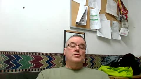 Snapshot of marty1688 chatting on June 22, 11:18 am marty1688 online show from June 22, 11:18 am