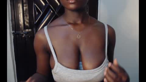 Snapshot of marvelous_pussy chatting on March 4, 11:00 pm sonia online show from March 4, 11:00 pm