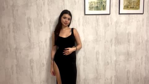 Mia online show from February 25, 5:50 am