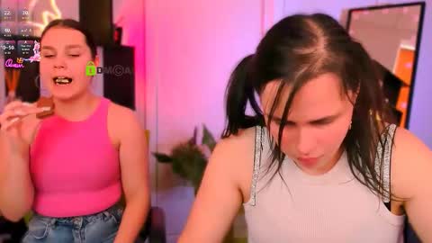 Snapshot of mary_chilli chatting on February 27, 10:59 am mary_chilli online show from February 27, 10:59 am