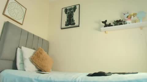 Snapshot of mary_cute9 chatting on April 20, 12:08 pm mary_cute9 online show from April 20, 12:08 pm