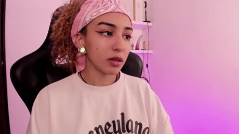 Snapshot of mary_jane_lovers chatting on January 18, 5:59 pm Mary Jane online show from January 18, 5:59 pm