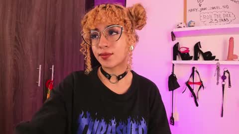 Snapshot of mary_jane_lovers chatting on February 12, 2:03 am Mary Jane online show from February 12, 2:03 am