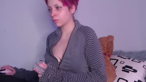                      100   online show from October 12, 7:18 am