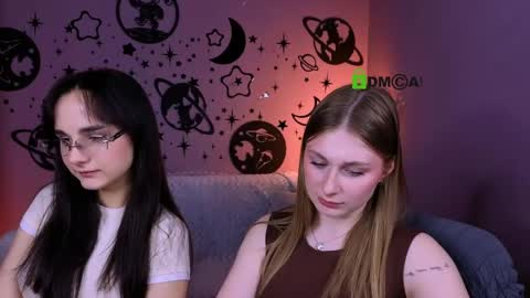 Mary online show from April 18, 7:58 pm