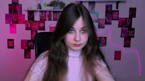 Snapshot of mary_moon__ chatting on February 22, 8:29 pm mary_moon__ online show from February 22, 8:29 pm