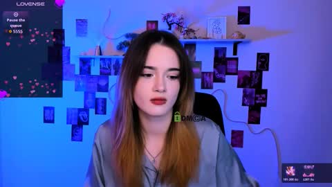 Snapshot of mary_moon__ chatting on February 28, 8:43 pm mary_moon__ online show from February 28, 8:43 pm