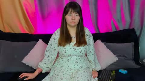 Snapshot of mary_stevenss chatting on December 18, 8:42 am mary_stevenss online show from December 18, 8:42 am