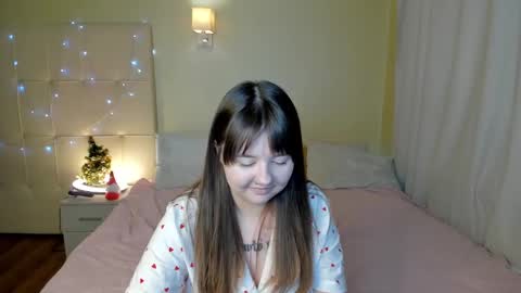 Snapshot of mary_stevenss chatting on December 25, 8:40 am mary_stevenss online show from December 25, 8:40 am