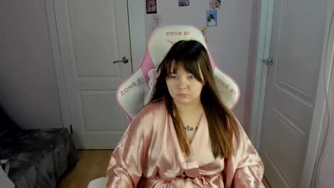 Snapshot of mary_stevenss chatting on January 13, 8:05 am mary_stevenss online show from January 13, 8:05 am