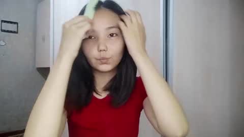 Snapshot of marybellegalaviz chatting on July 8, 12:09 pm Lily online show from July 8, 12:09 pm