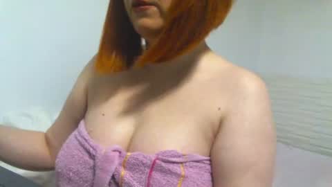 Snapshot of marycrazy2025 chatting on July 17, 1:45 am marycrazy2025 online show from July 17, 1:45 am