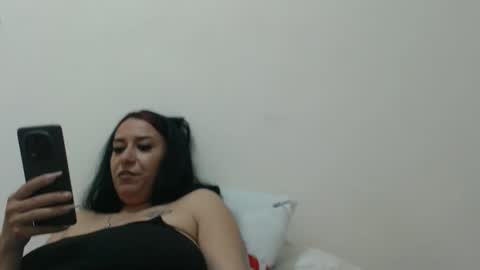 Snapshot of maryem199115 chatting on May 22, 3:28 pm maryem online show from May 22, 3:28 pm