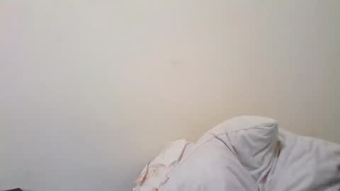 Snapshot of maryem199115 chatting on July 12, 11:12 am maryem online show from July 12, 11:12 am