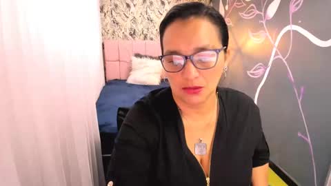 Snapshot of marylinmilf chatting on March 3, 7:49 pm Marylin online show from March 3, 7:49 pm