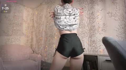 Mary Lou online show from April 11, 7:45 am