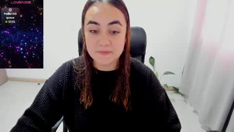 Snapshot of maryluna95 chatting on May 29, 5:44 pm Dulce Maria online show from May 29, 5:44 pm