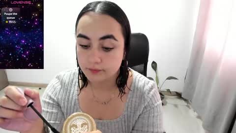 Snapshot of maryluna95 chatting on June 1, 7:15 pm Dulce Maria online show from June 1, 7:15 pm