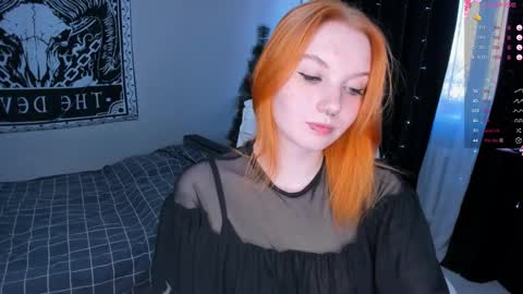 Snapshot of marymelanie chatting on February 10, 7:47 am Mary online show from February 10, 7:47 am