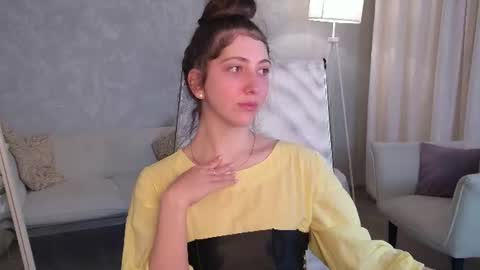 Snapshot of marymillerr chatting on June 27, 9:36 am Mary Miller online show from June 27, 9:36 am