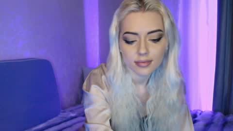 MaryVi online show from April 4, 1:26 am