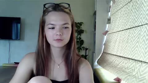 Snapshot of masakodownen chatting on July 13, 9:23 am Nessa online show from July 13, 9:23 am