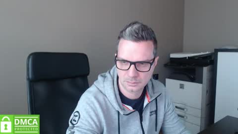 Snapshot of maschiodavide89 chatting on April 13, 8:31 am David online show from April 13, 8:31 am