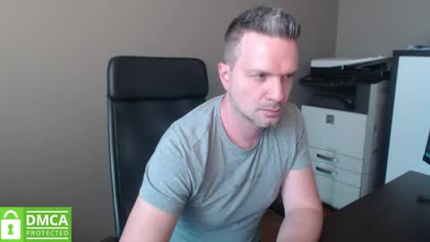Snapshot of maschiodavide89 chatting on May 20, 11:49 am David online show from May 20, 11:49 am