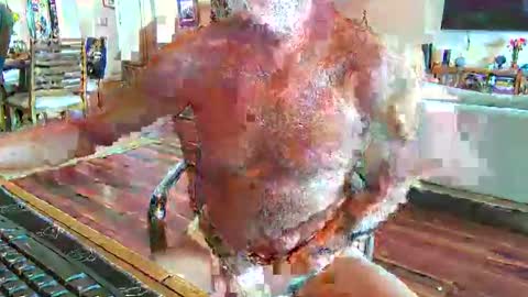 Snapshot of mascmuscle49 chatting on March 16, 6:23 pm mascmuscle49 online show from March 16, 6:23 pm