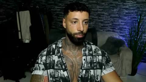 Snapshot of masculineguy69 chatting on July 2, 12:22 pm masculineguy69 online show from July 2, 12:22 pm